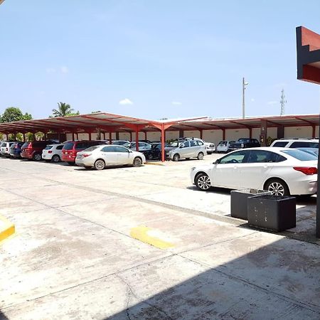 Hotel Madrid Minatitlán Dış mekan fotoğraf