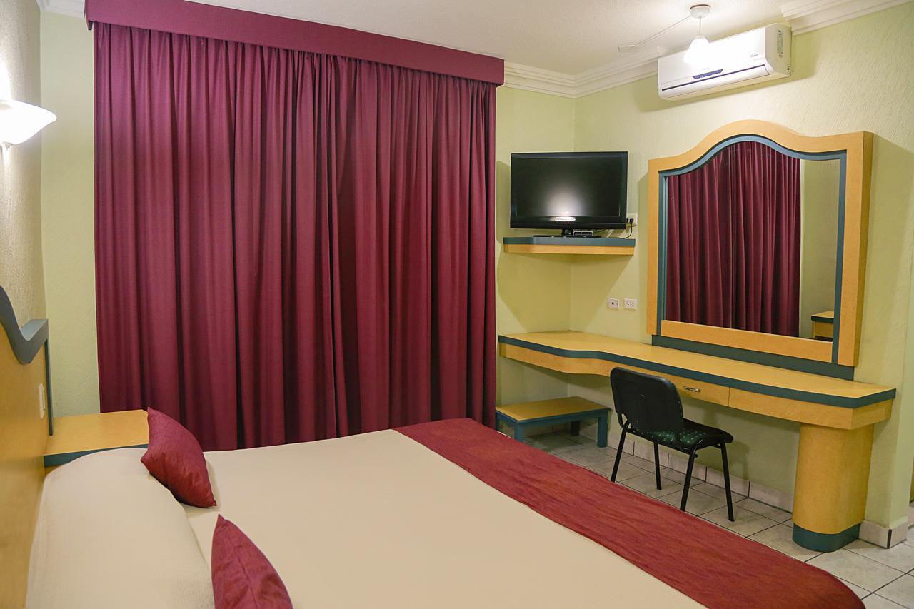 Hotel Madrid Minatitlán Dış mekan fotoğraf
