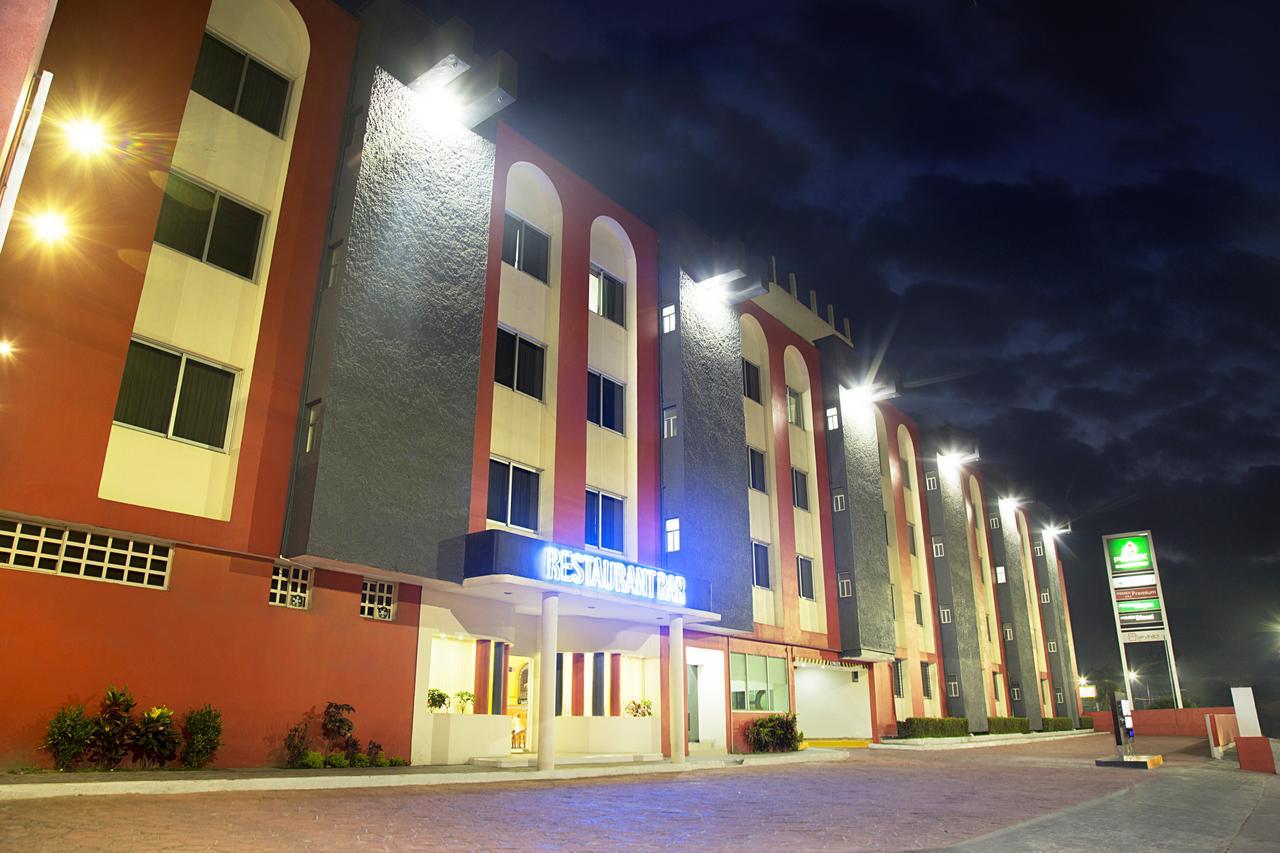 Hotel Madrid Minatitlán Dış mekan fotoğraf